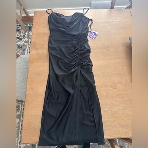 Windsor Elegant Black Gathered Midi Dress
